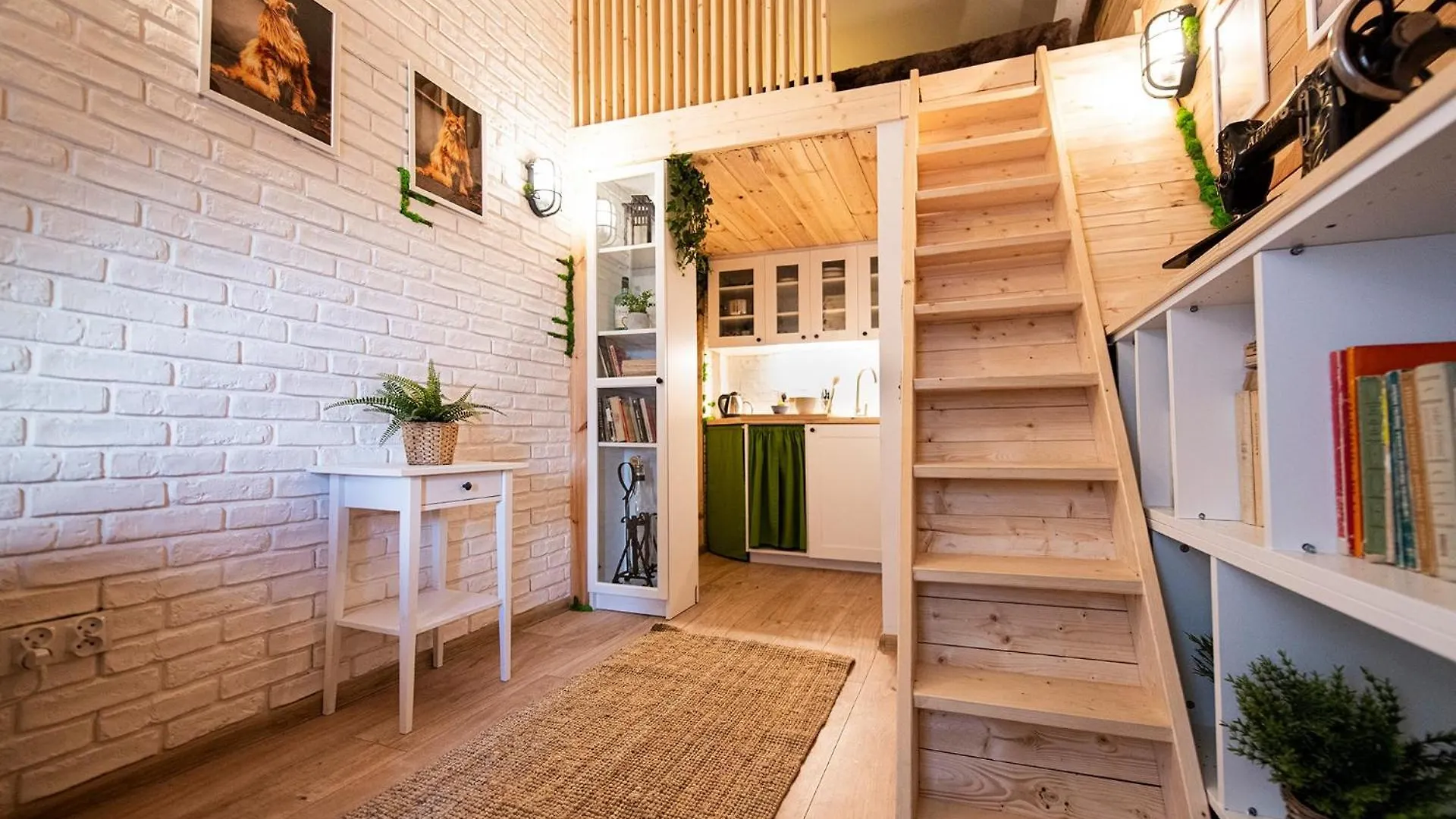 Apartment Niewielkie Przytulne Poddasze Z Widokiem Na Ratusz Poznan