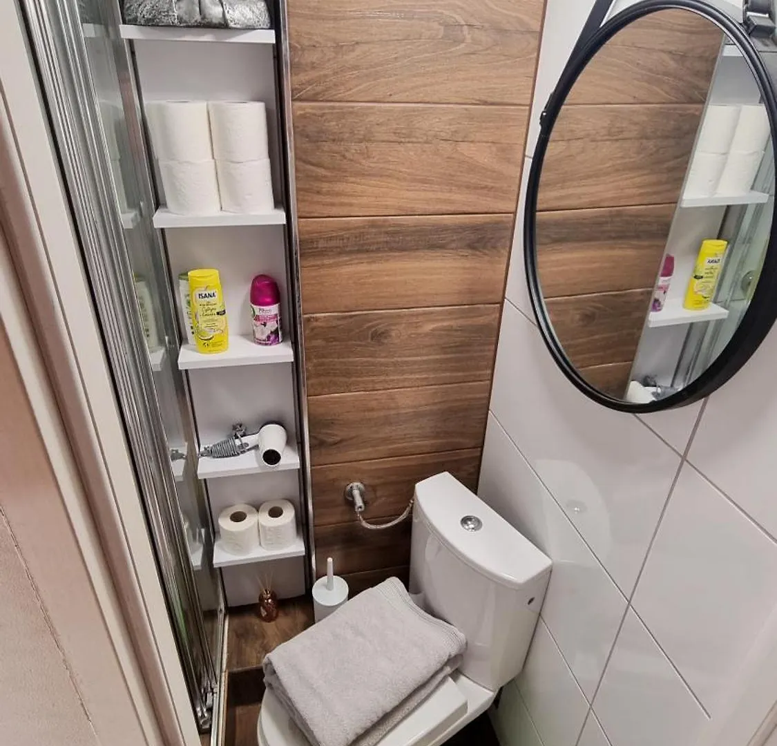 Apartment Niewielkie Przytulne Poddasze Z Widokiem Na Ratusz Poznan Poland